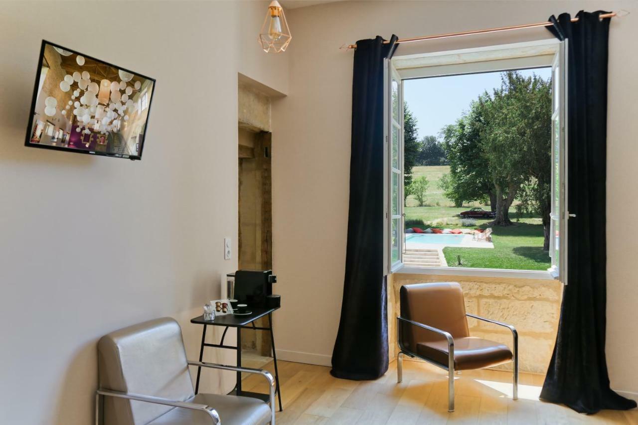 Le Chateau De Camille Saint-Jean-le-Comtal エクステリア 写真